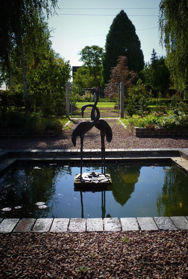 Walwyn Court Barns Villa เลดบรี ภายนอก รูปภาพ